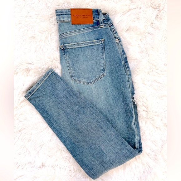 Lucky Brand Skinny Jeans Lolita Low Rise Size 4/27 - Picture 1 of 8
